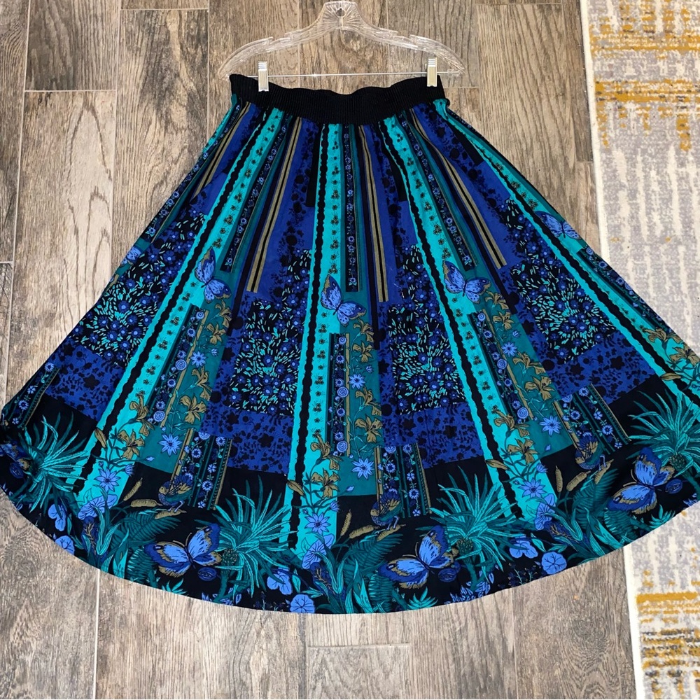 Vintage Novelty Print Full Skirt With Butterflies and Flowers L